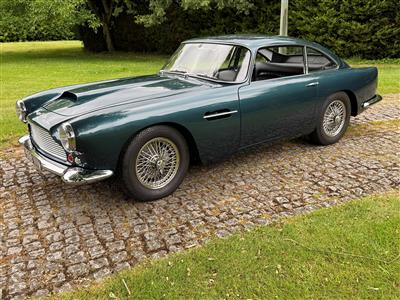 Aston Martin+DB4