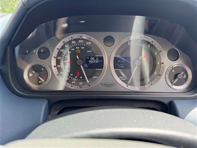 Aston Martin+AM Vantage
