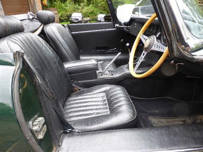 Jaguar+E Type